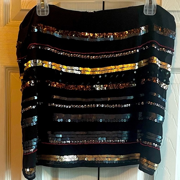 Rock & Republic Dresses & Skirts - Rock & Republic Mini Skirt with Sequined/Beaded Accent- Size 16